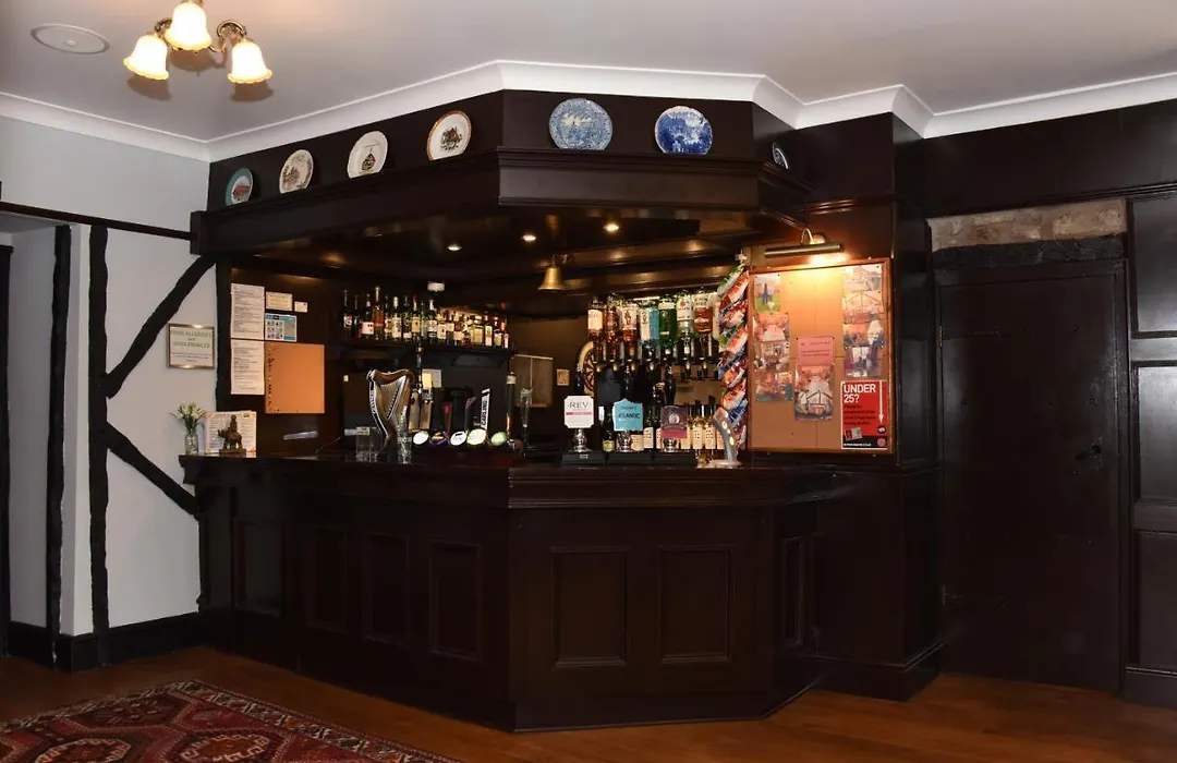 The Llanelwedd Arms Hotel-1