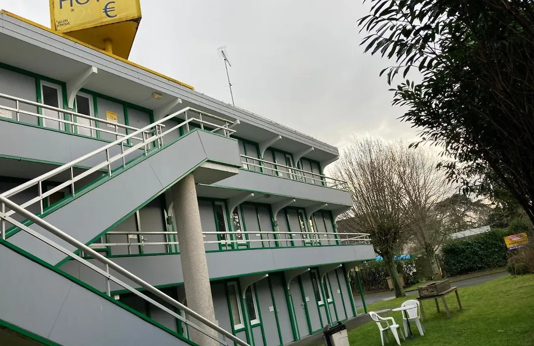 Nouvelle Classe Hotel-1