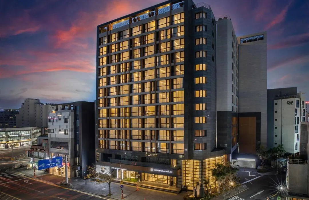 Golden Daisy Hotel-1