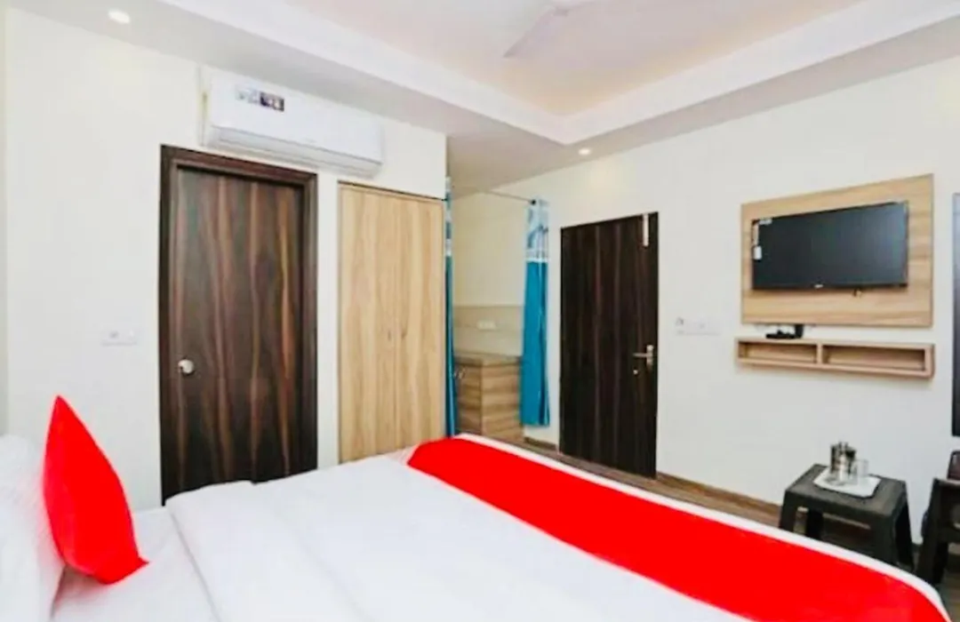 Airport Hotel Golden Bliss At New Delhi International Airport-1