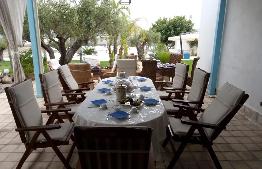 Punta Bianca Suite & Home Experience-1