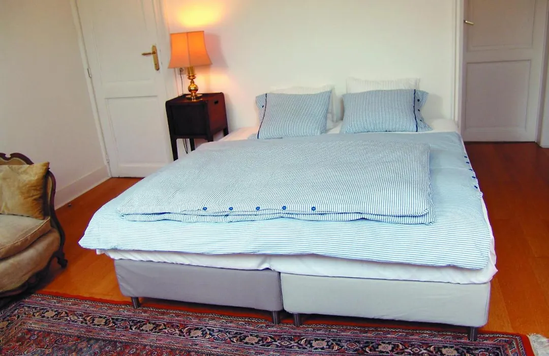 Louise Chatelain suites-1