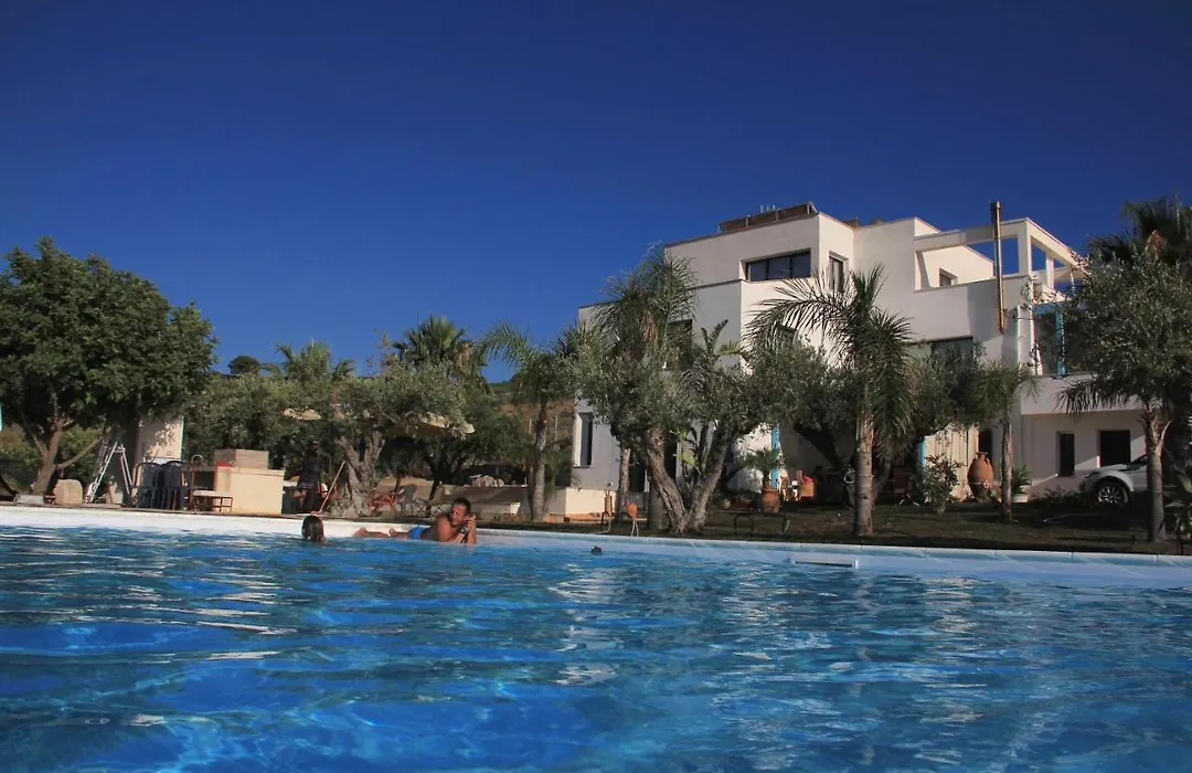 Punta Bianca Suite & Home Experience-1