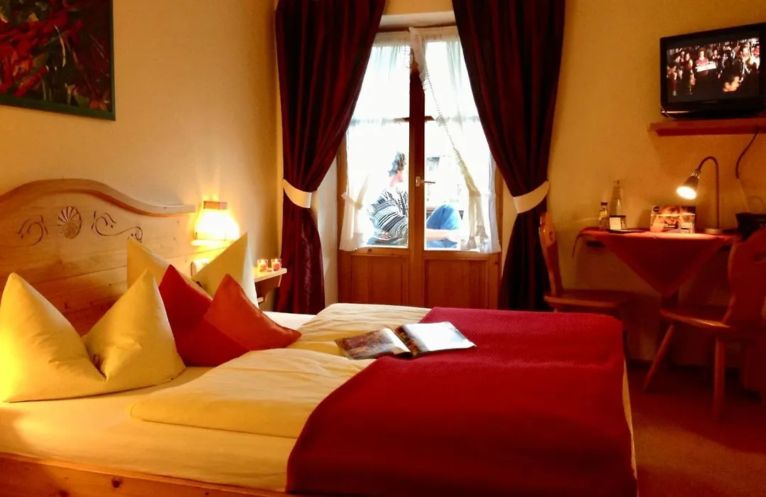 Hotel Waltraud Garni-1