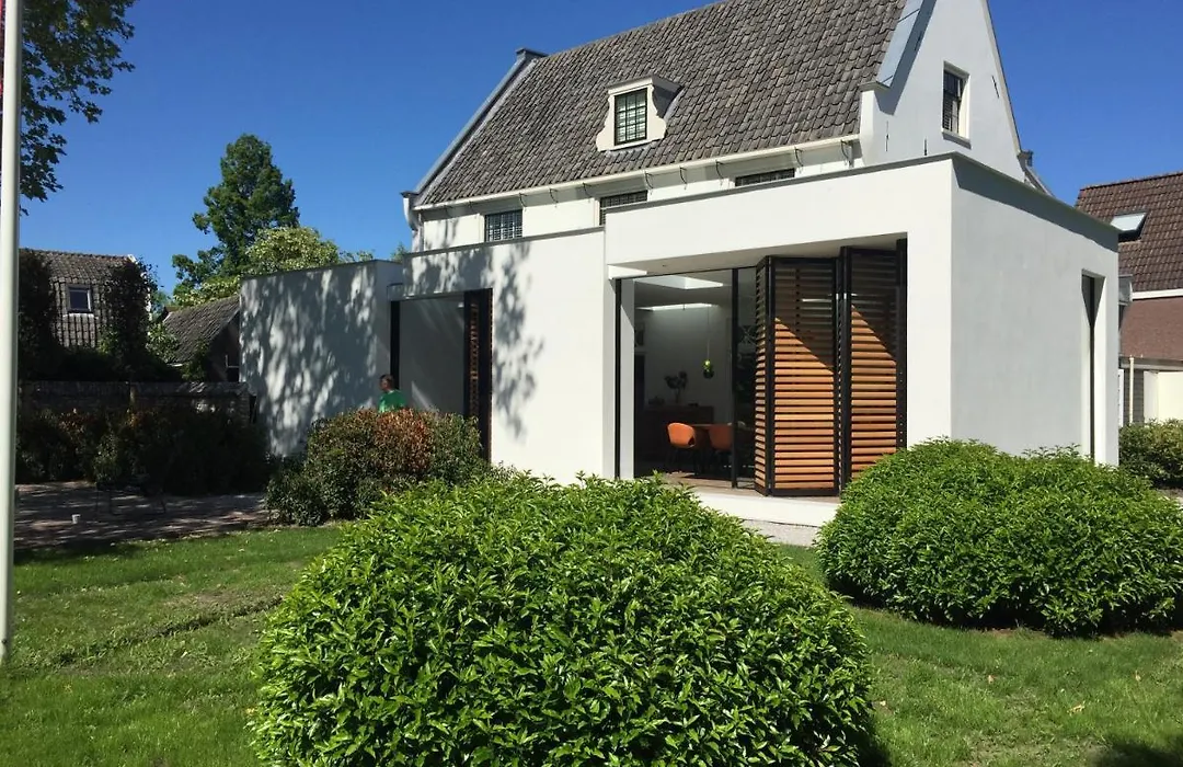 'Room Eleven' aan de Vecht-1