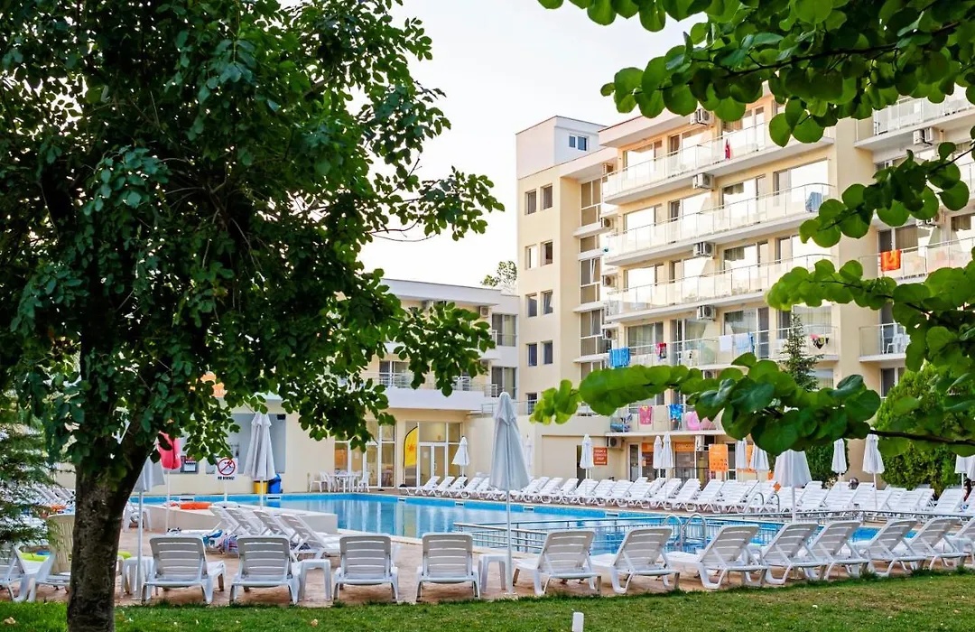 Hotel Garden Nevis-1
