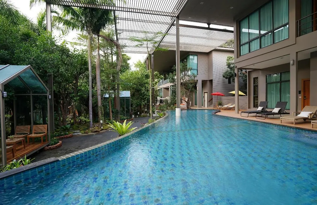 Treescape Resort Chiangmai-1
