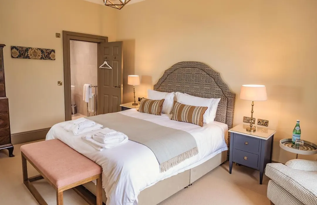 The Residence By Atholl Arms-1