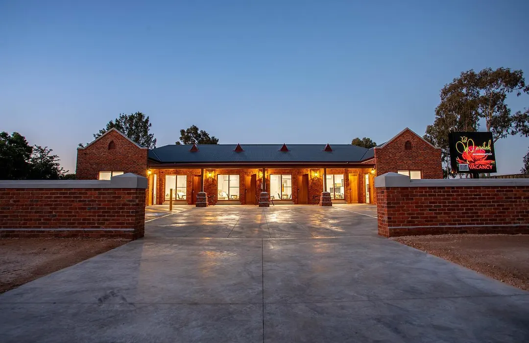 Red Waratah Accommodation-1