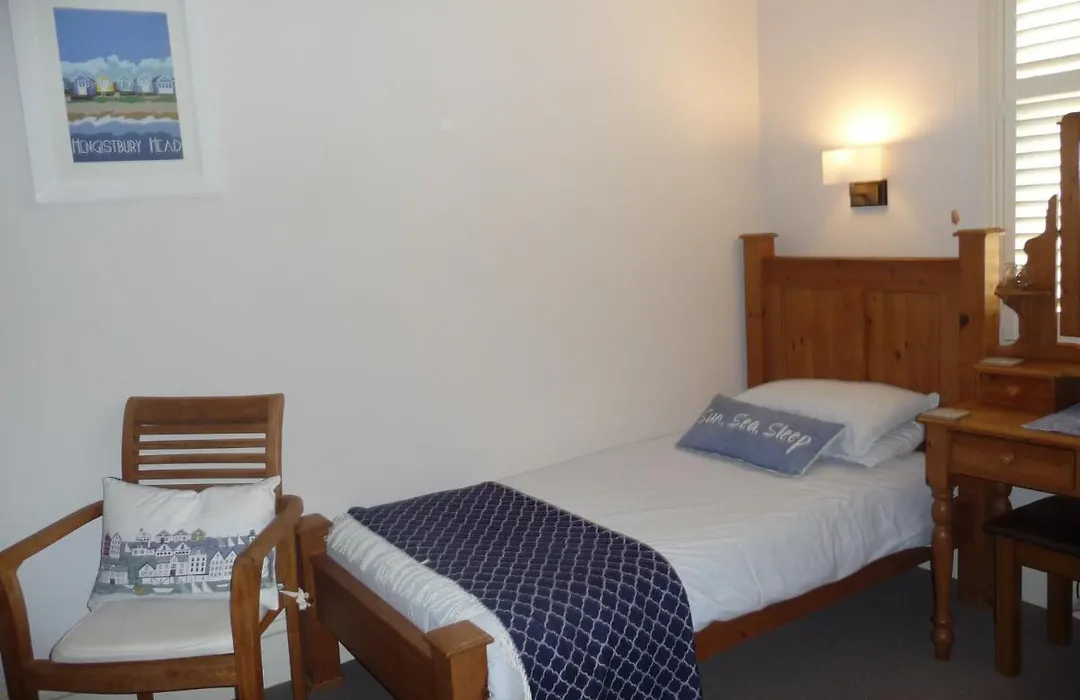 Cranborne House-1