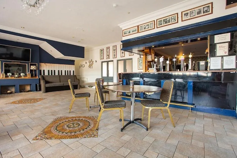 Beveridge Park Hotel-1