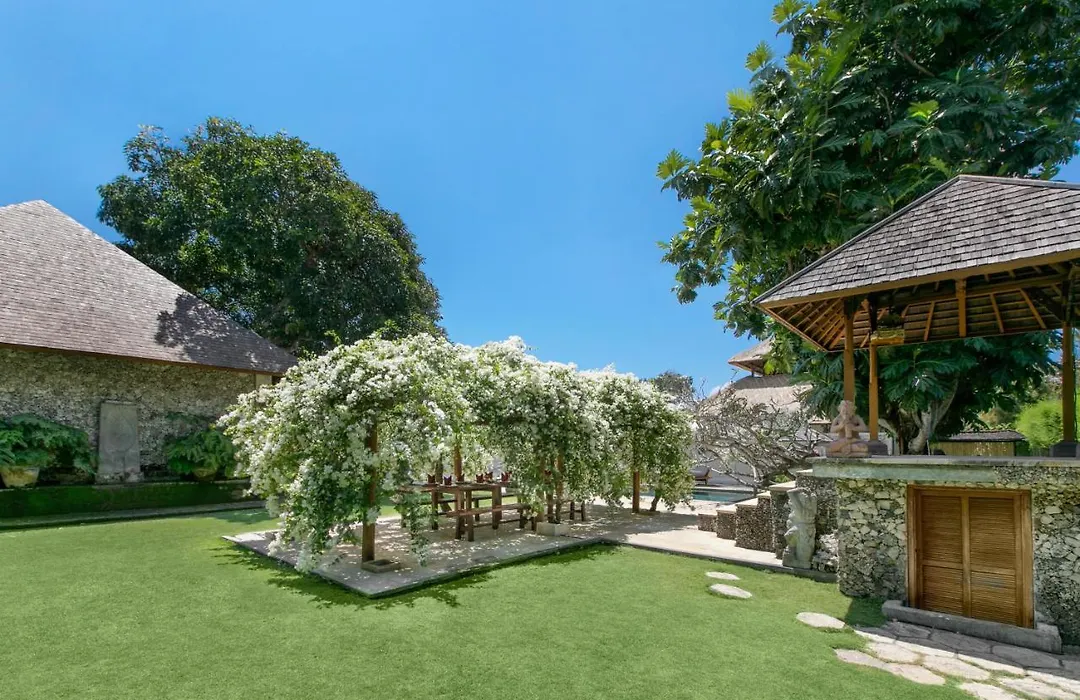 Villa Wantilan Putih-1