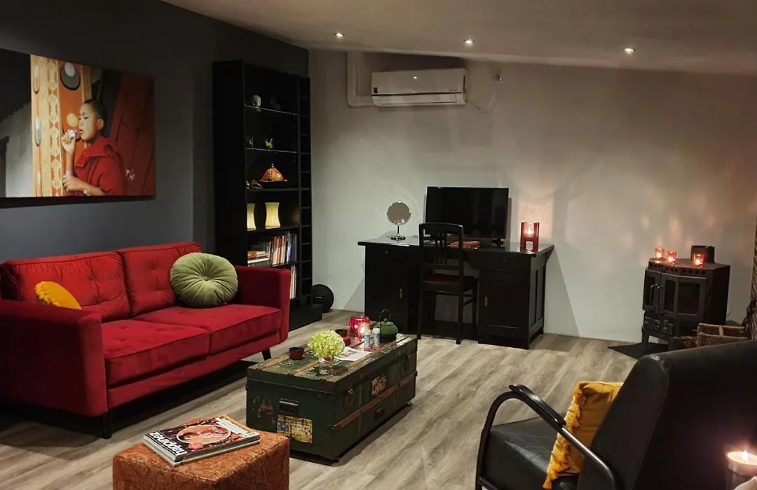 Downtown Hideaway, B&B Grand Deluxe-1