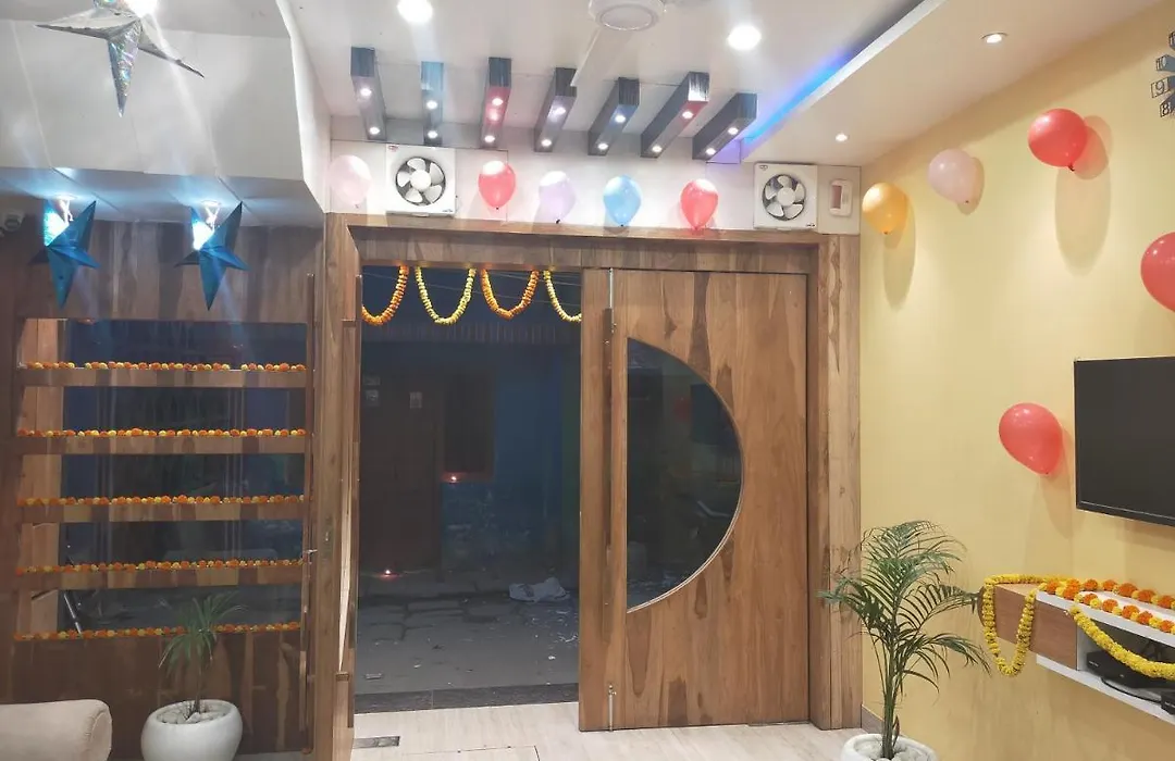 Hotel Prabhat-1