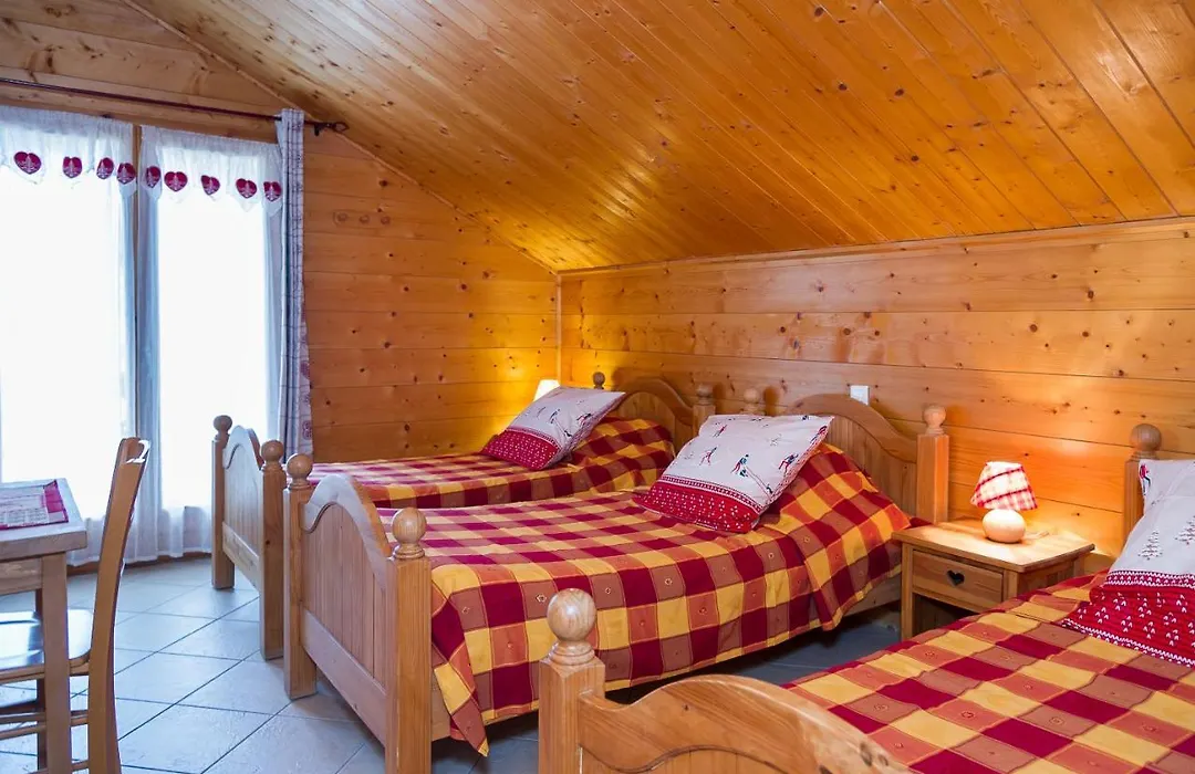CHAMBRE d'HÔTE LA PETITE BERGERIE-1