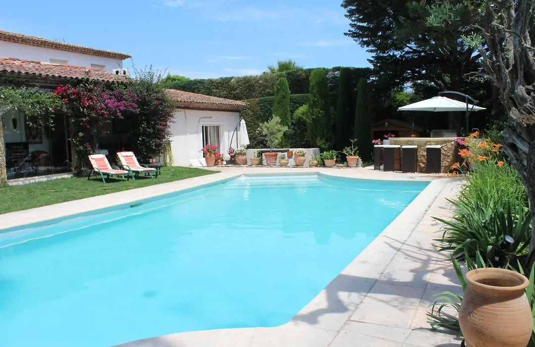 La Villa Topi-1