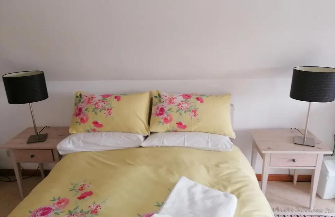 Canterra Cottage-1