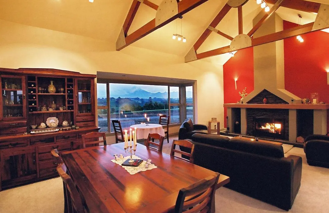 Taranaki Country Lodge-1