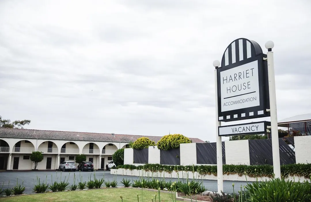 Harriet House Tumut-1