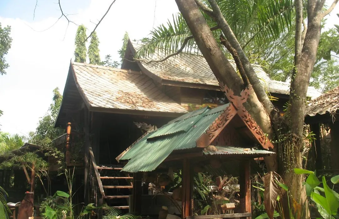 Teak House Chiang Mai-1