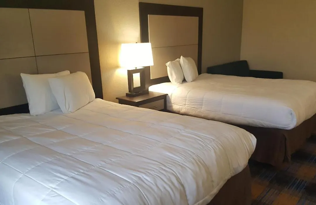Regency Inn & Suites-1
