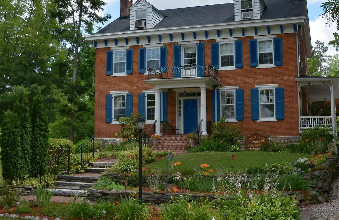 Lightner Farmhouse B&B-1