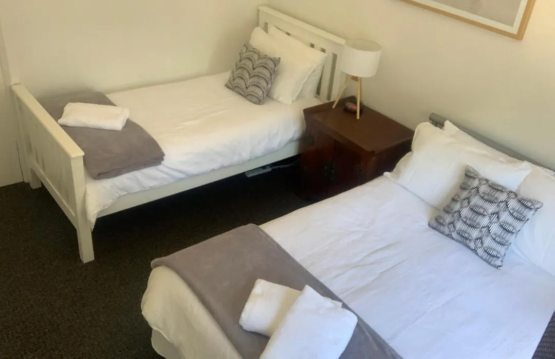 Kings Avenue Motel-1