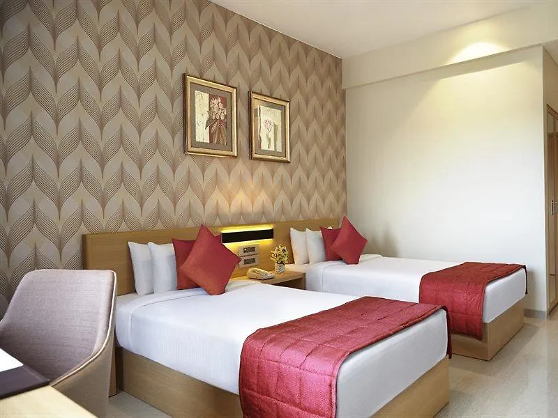 Click Hotel, Junagadh-1