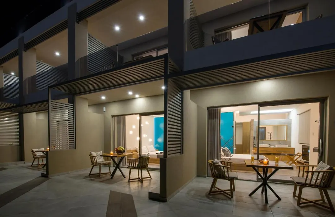 Lilium Luxury Suites-1