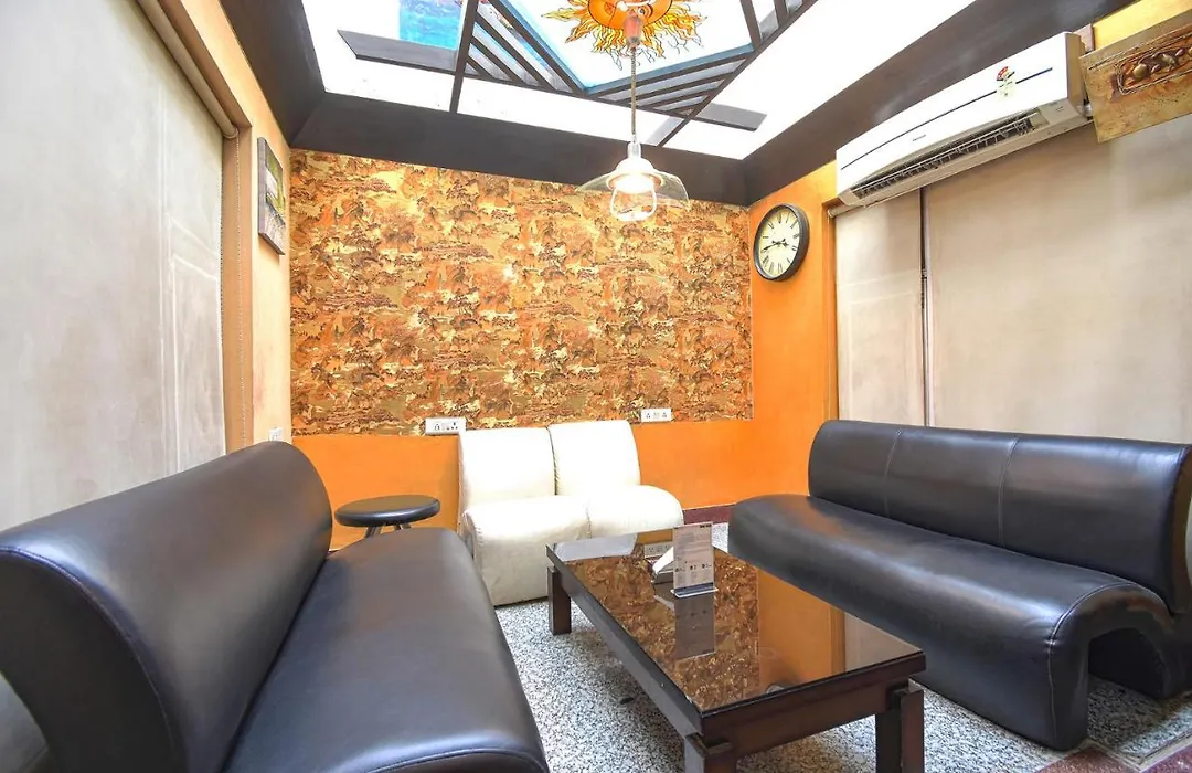 Fabhotel Comfort 35-1