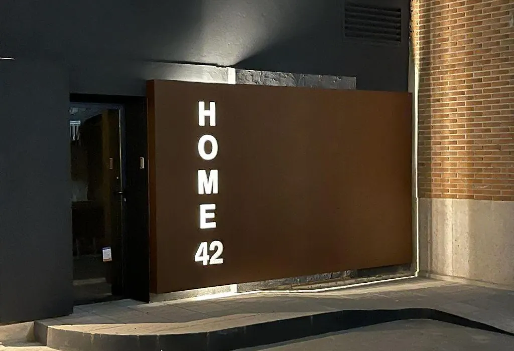 Home42-1