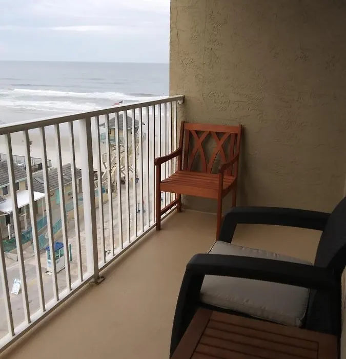 Oceanside Studio-1