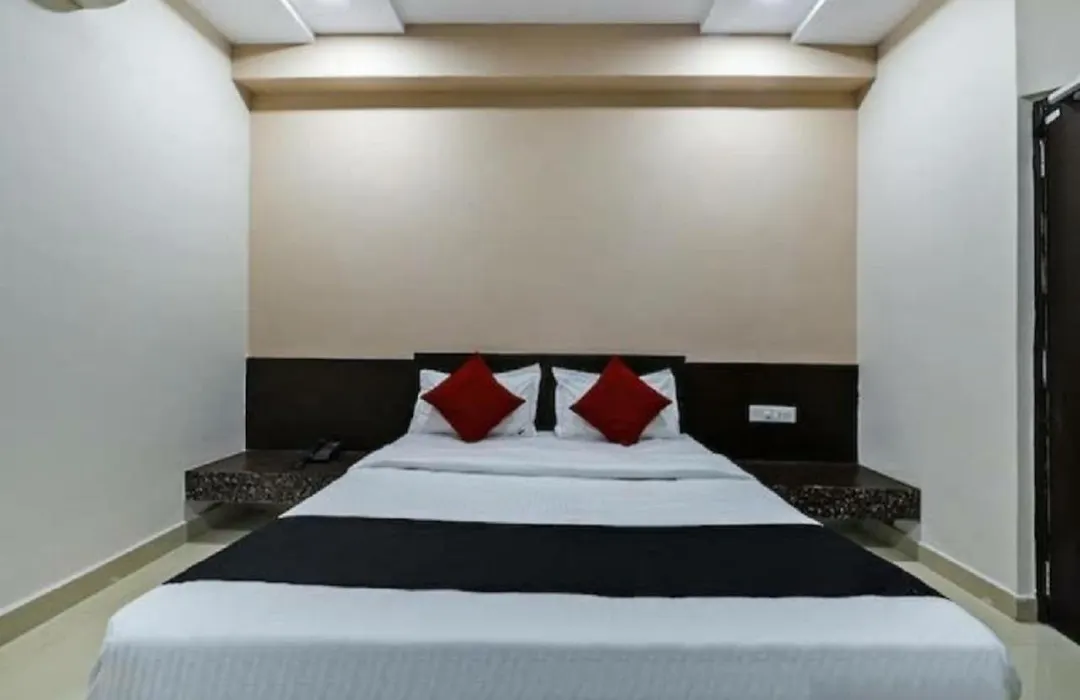 Dwaraka Inn-1