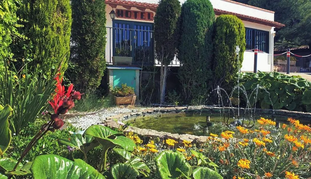 Hotel La Masia-1