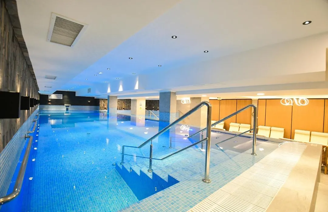 Mirage Resort & Spa-1