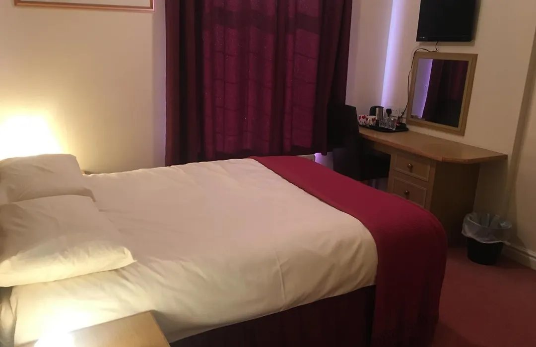 Holly Trees Hotel-1