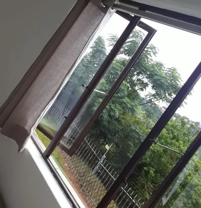 Seabreeze Modern Apartment Sleeps Up To 4 People-1