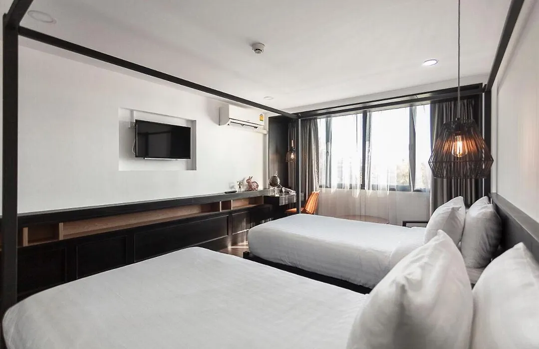 R1 Nimman Hotel Chiangmai-1