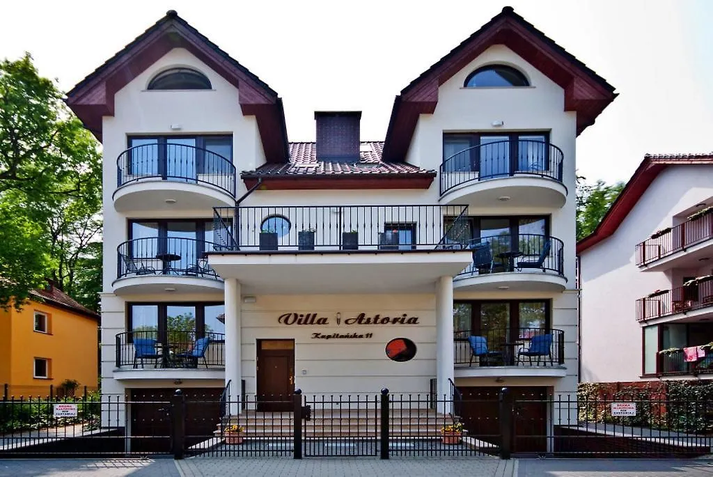 Villa Astoria-1