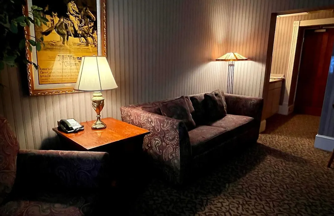 Celebrity Boutique Hotel-1