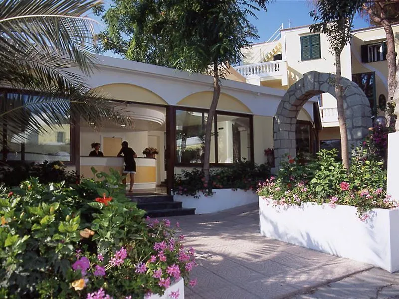 Albergo Villa Hibiscus-1