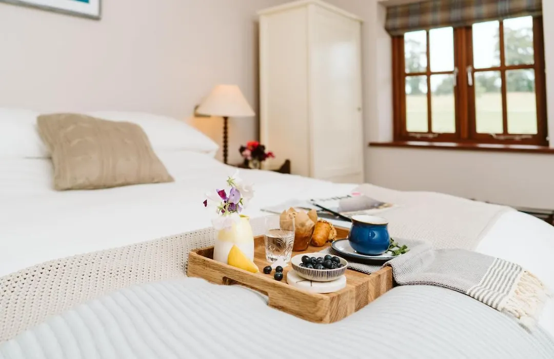 The Apple Rooms - Houghton Lodge-1