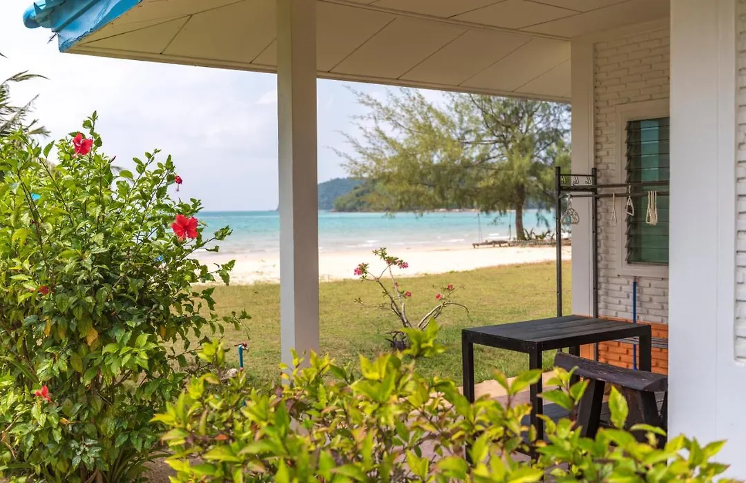 Sabai Beach Resort-1