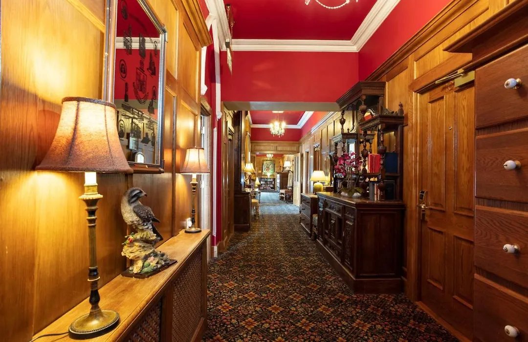 Scholars Townhouse Hotel-1