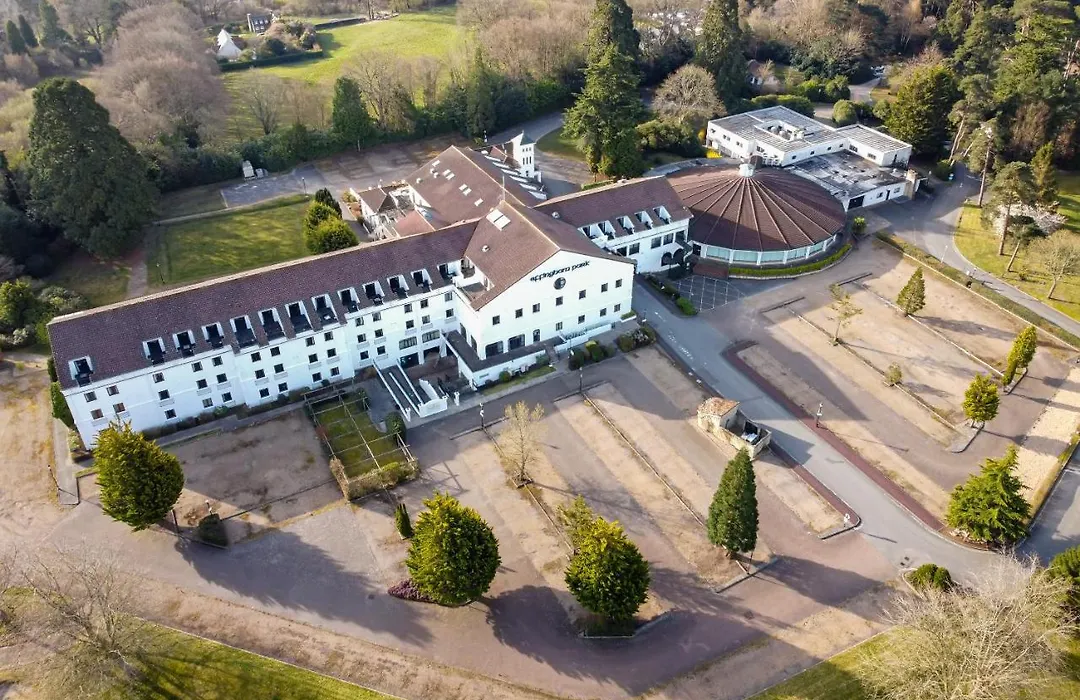 Copthorne Effingham Gatwick Hotel-1