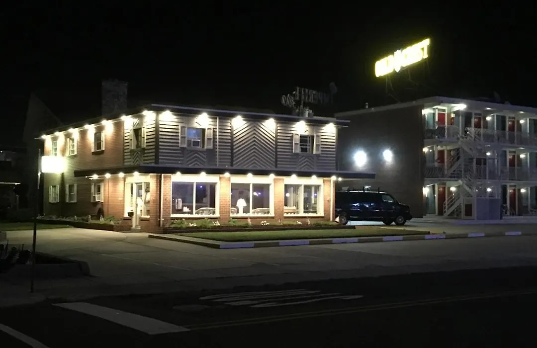 Gold Crest Motel-1