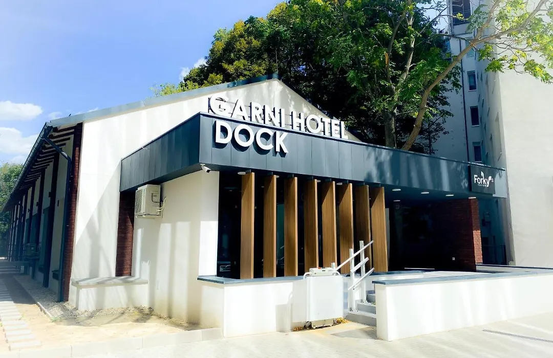 Garni Hotel Dock Bratislava-1
