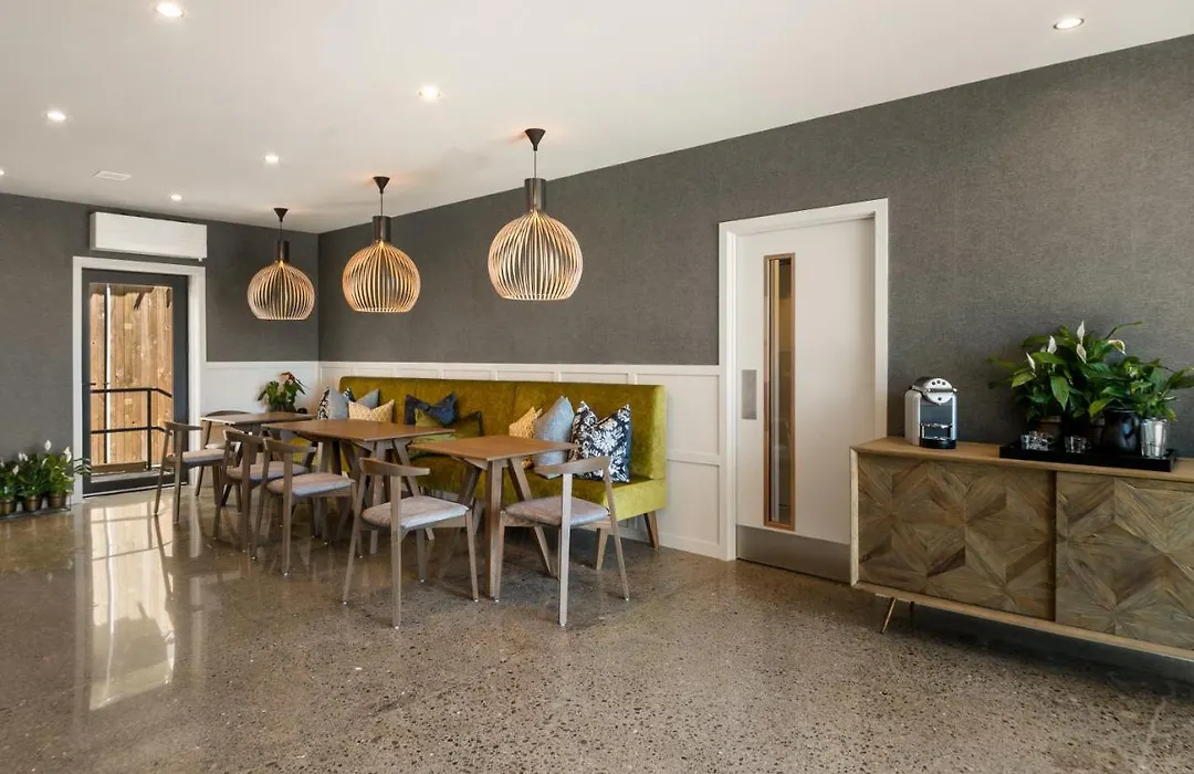 14Th Lane Urban Hotel-1