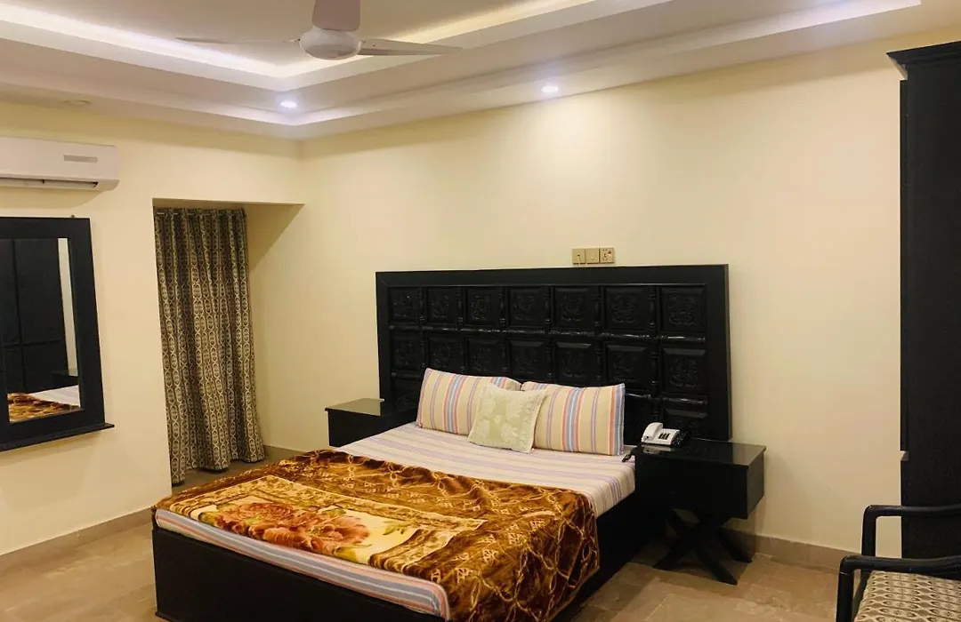 Thikana Hotel-1