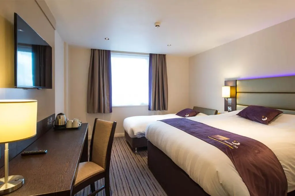 Premier Inn Bodmin-1